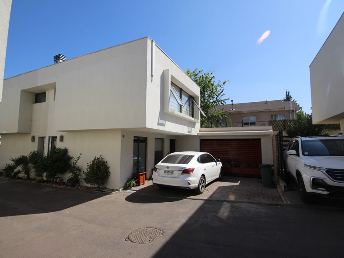 Se Vende Hermosa Casa en Condominio - La Florida