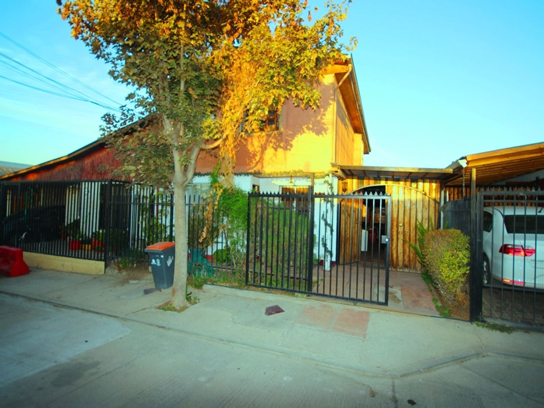 Se Vende Casa Ampliada en Maipú